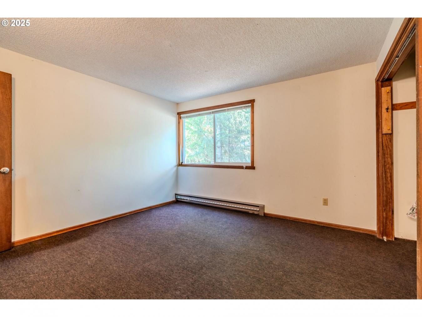 GovernmentCamp, Clackamas, 97028, United States, 7 Bedrooms Bedrooms, ,7 BathroomsBathrooms,Residential,For Sale,1943681
