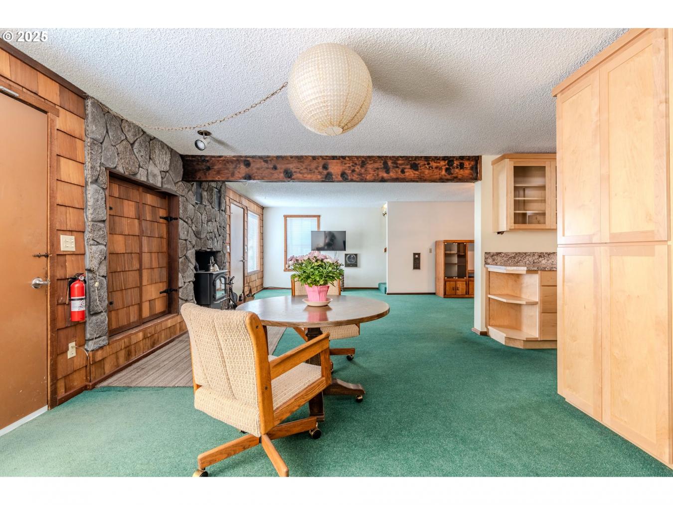 GovernmentCamp, Clackamas, 97028, United States, 7 Bedrooms Bedrooms, ,7 BathroomsBathrooms,Residential,For Sale,1943681
