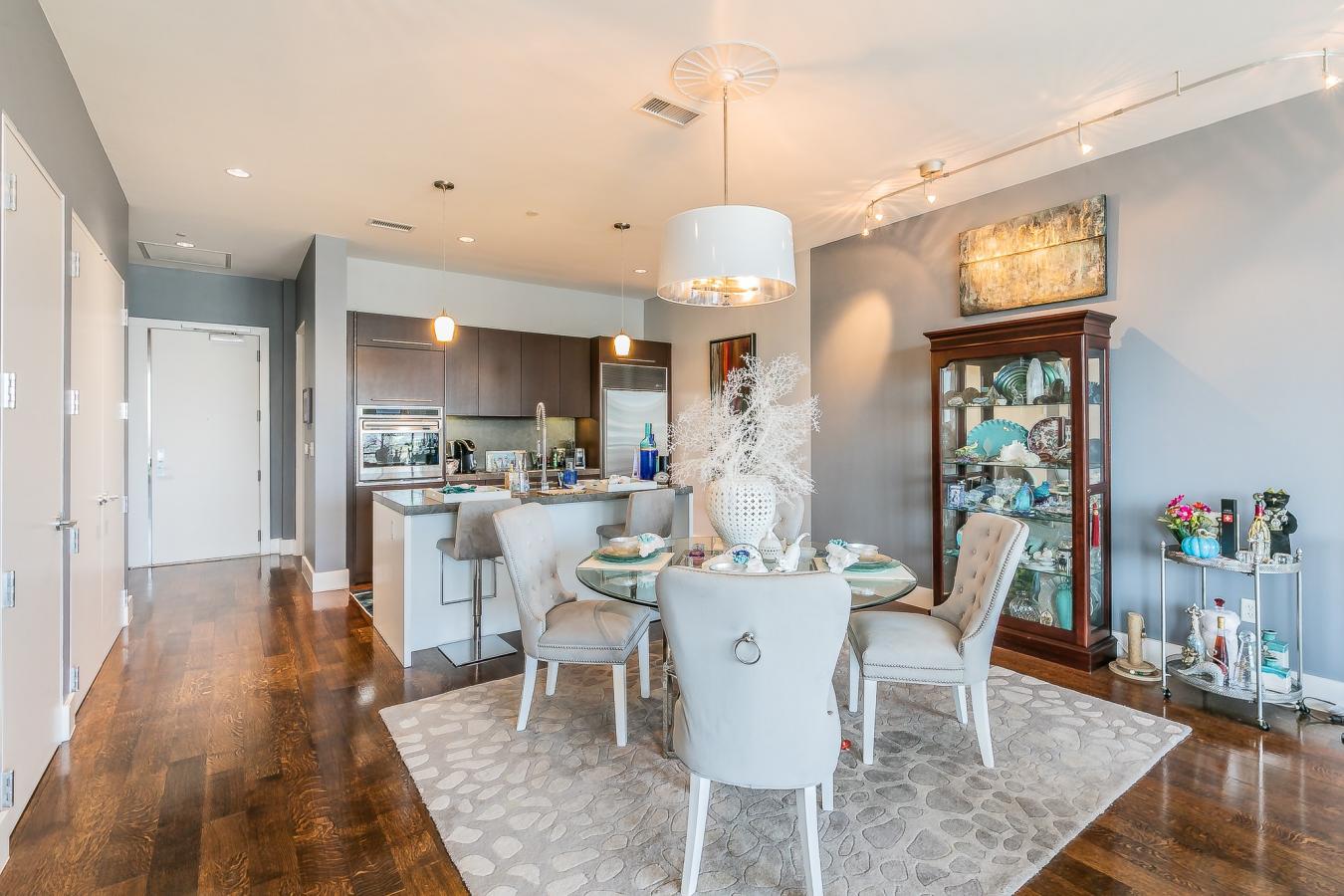 Dallas, Dallas, 75219, United States, 1 Bedroom Bedrooms, ,1 BathroomBathrooms,Residential,For Sale,1943680