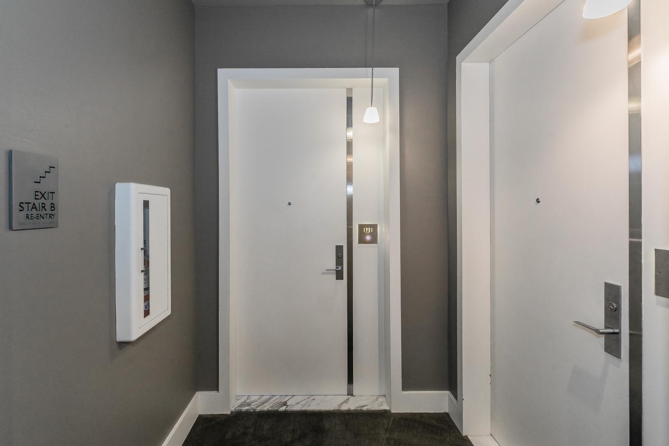 Dallas, Dallas, 75219, United States, 1 Bedroom Bedrooms, ,1 BathroomBathrooms,Residential,For Sale,1943680