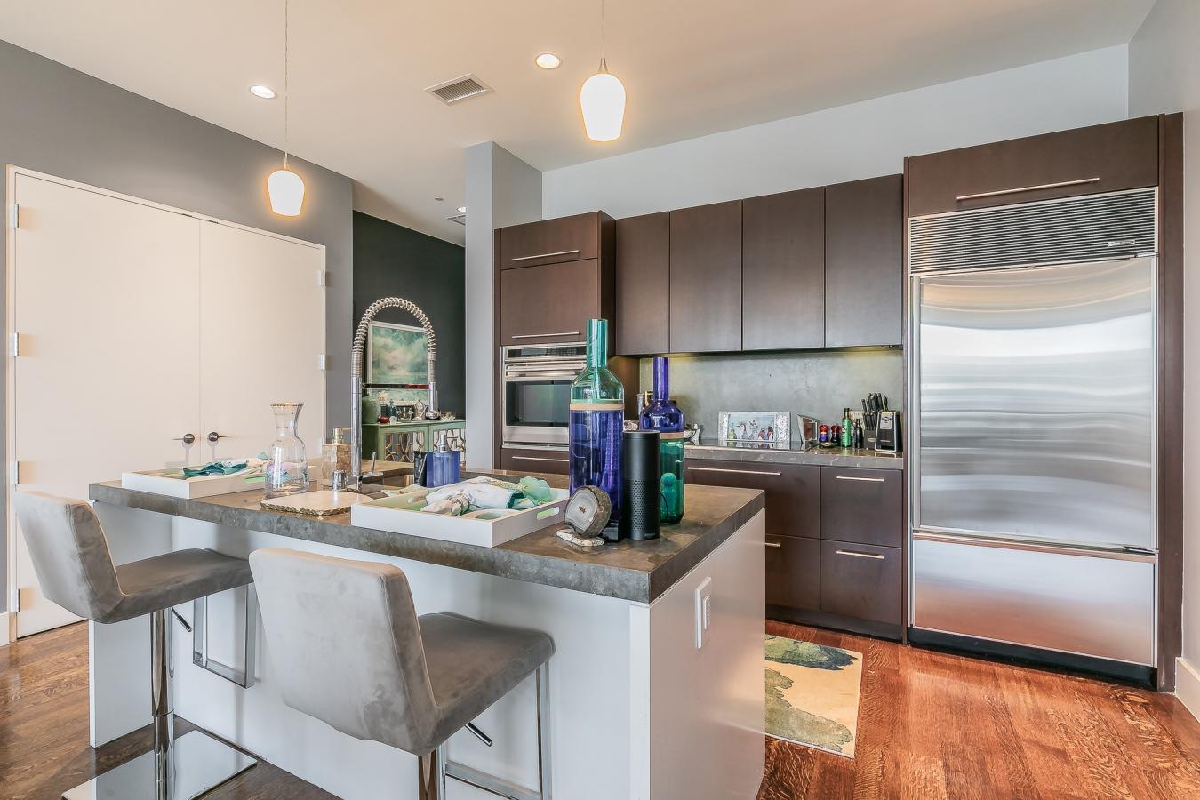 Dallas, Dallas, 75219, United States, 1 Bedroom Bedrooms, ,1 BathroomBathrooms,Residential,For Sale,1943680