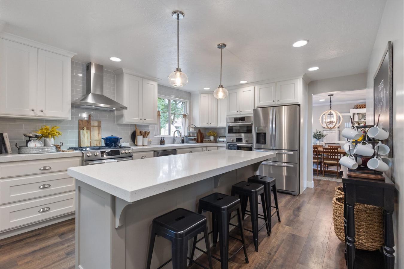 Murray, Salt Lake, 84123, United States, 5 Bedrooms Bedrooms, ,3 BathroomsBathrooms,Residential,For Sale,1943678