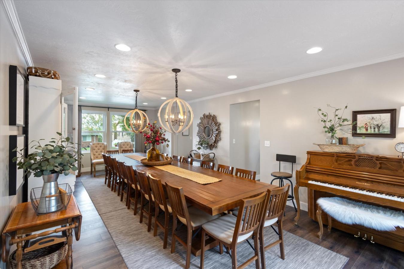Murray, Salt Lake, 84123, United States, 5 Bedrooms Bedrooms, ,3 BathroomsBathrooms,Residential,For Sale,1943678