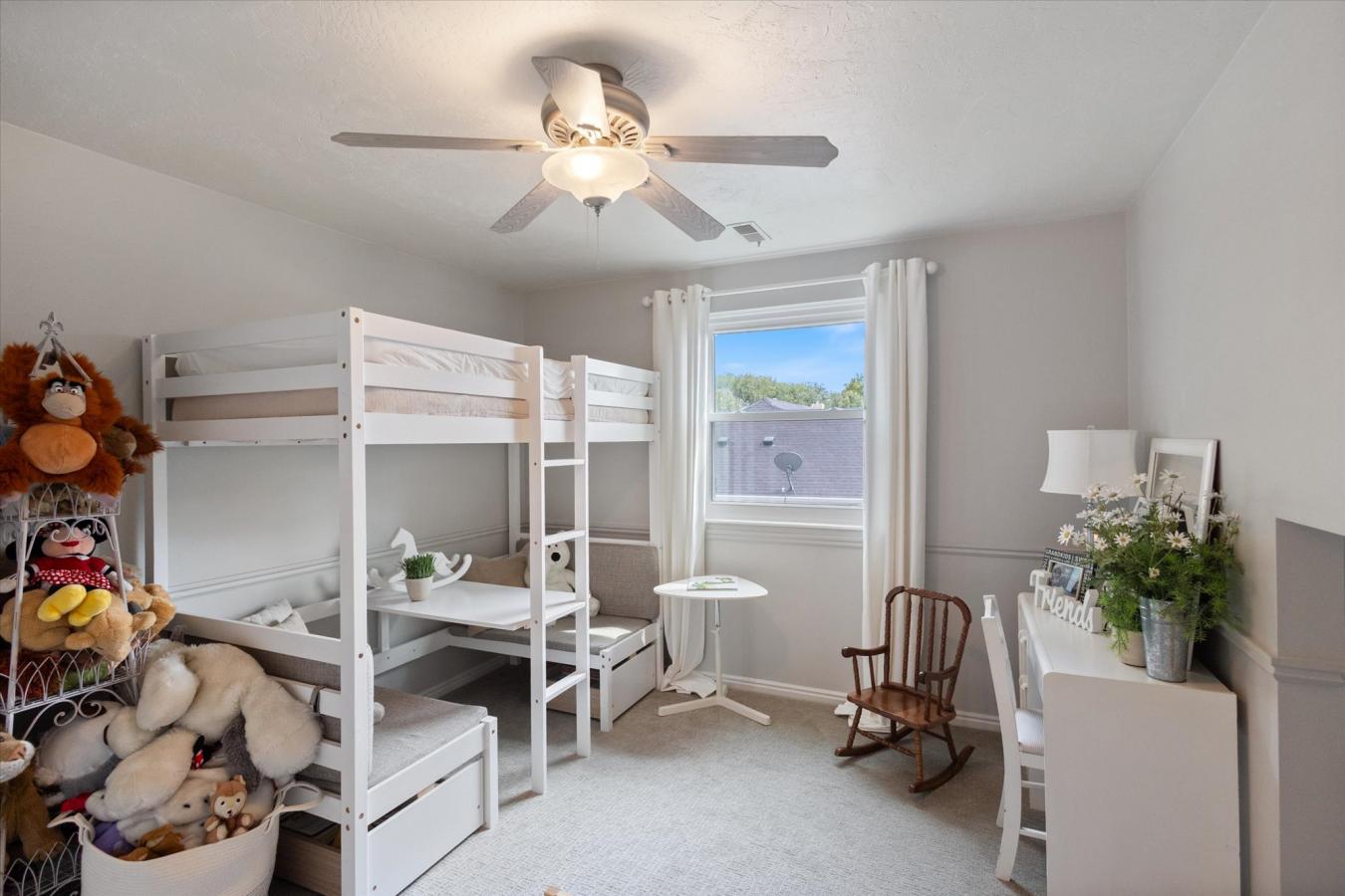 Murray, Salt Lake, 84123, United States, 5 Bedrooms Bedrooms, ,3 BathroomsBathrooms,Residential,For Sale,1943678