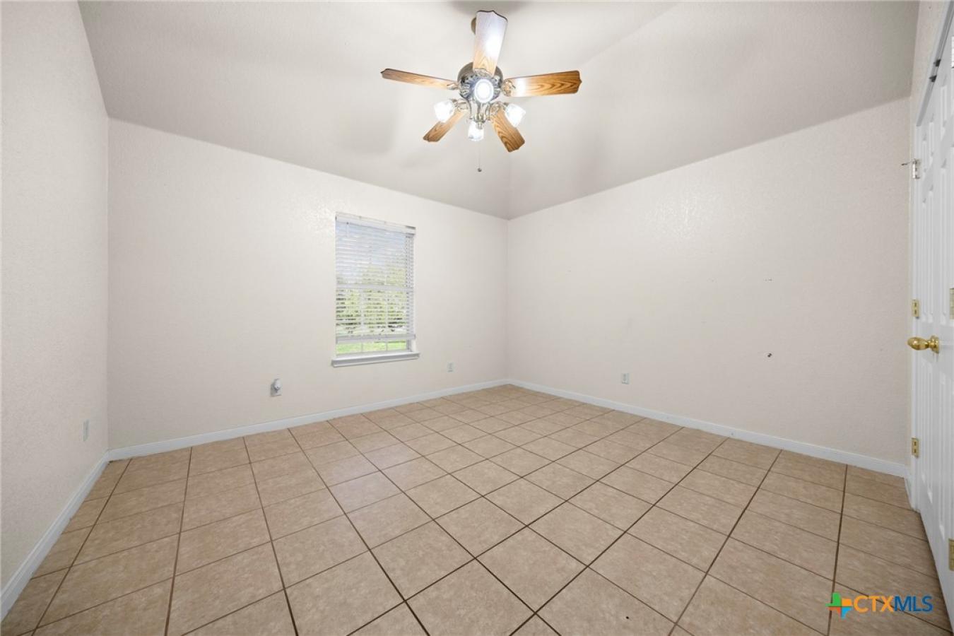 1203 Hummingbird Road, Killeen, Bell, 76542, United States, 4 Bedrooms Bedrooms, ,2 BathroomsBathrooms,Residential,For Sale,1203 Hummingbird Road,218578