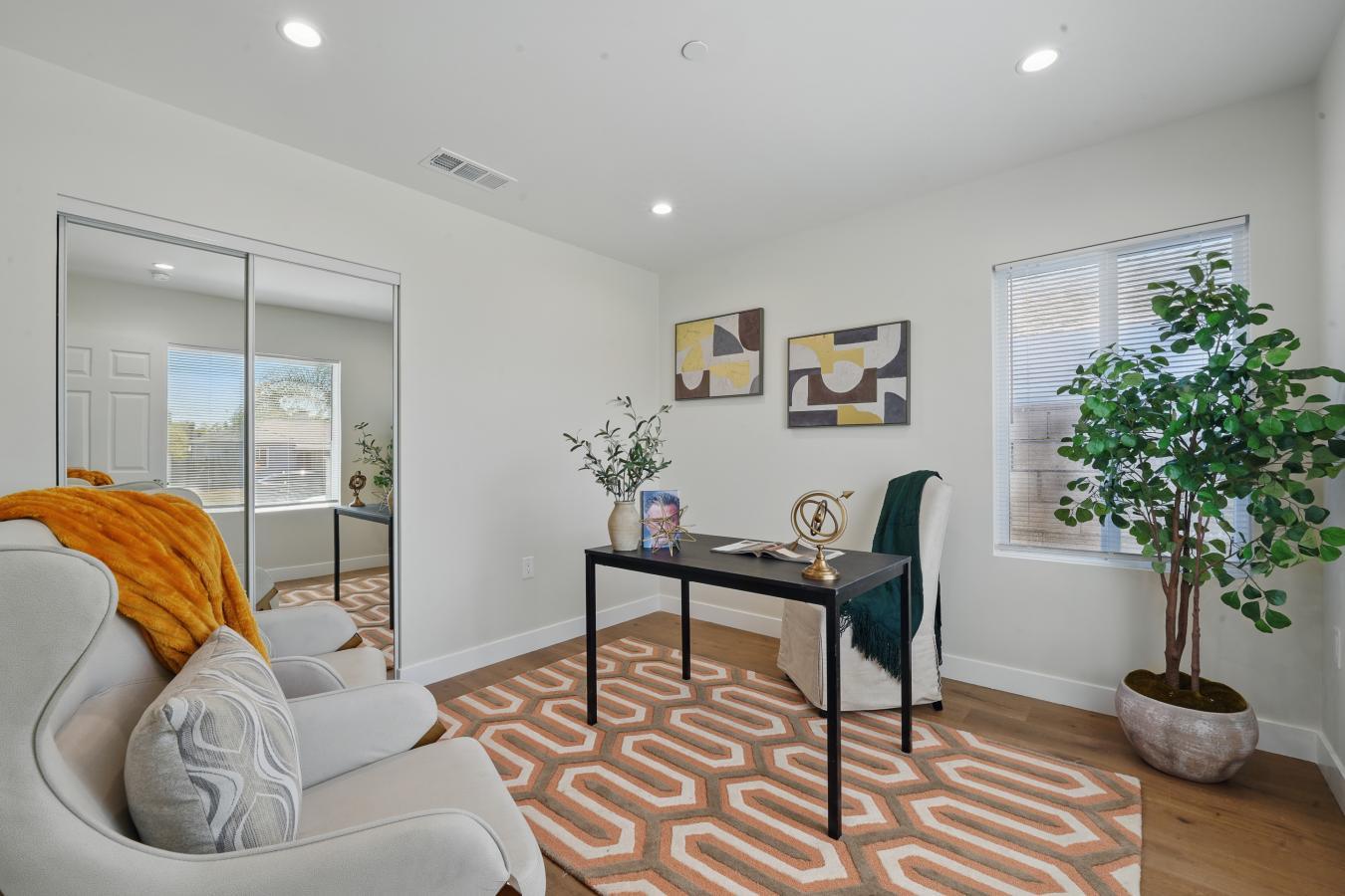 North Hollywood, Los Angeles, 91605, United States, 11 Bedrooms Bedrooms, ,8 BathroomsBathrooms,Residential,For Sale,1941543