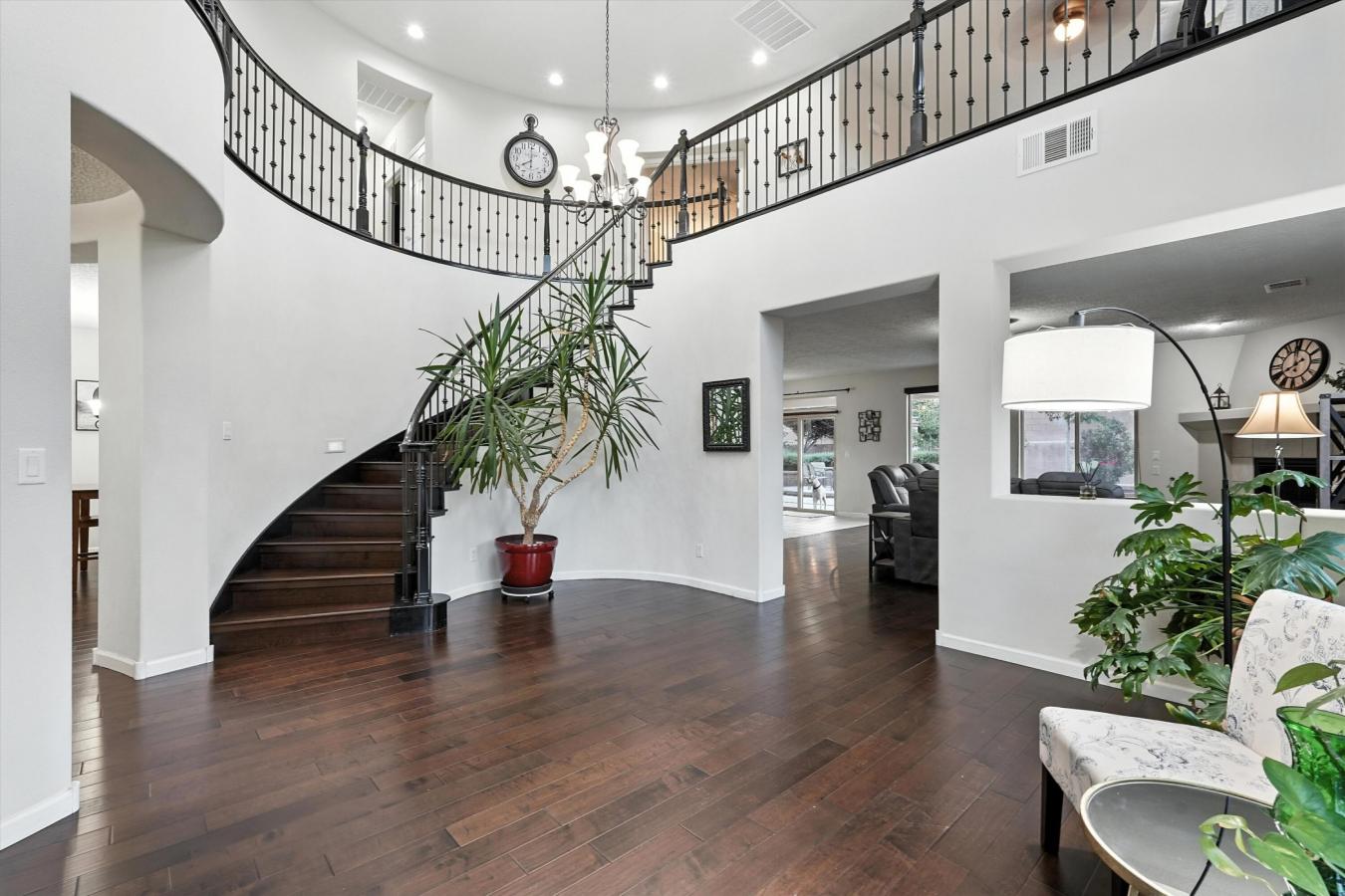 Rio Rancho, Sandoval, 87124, United States, ,Residential,For Sale,1943677