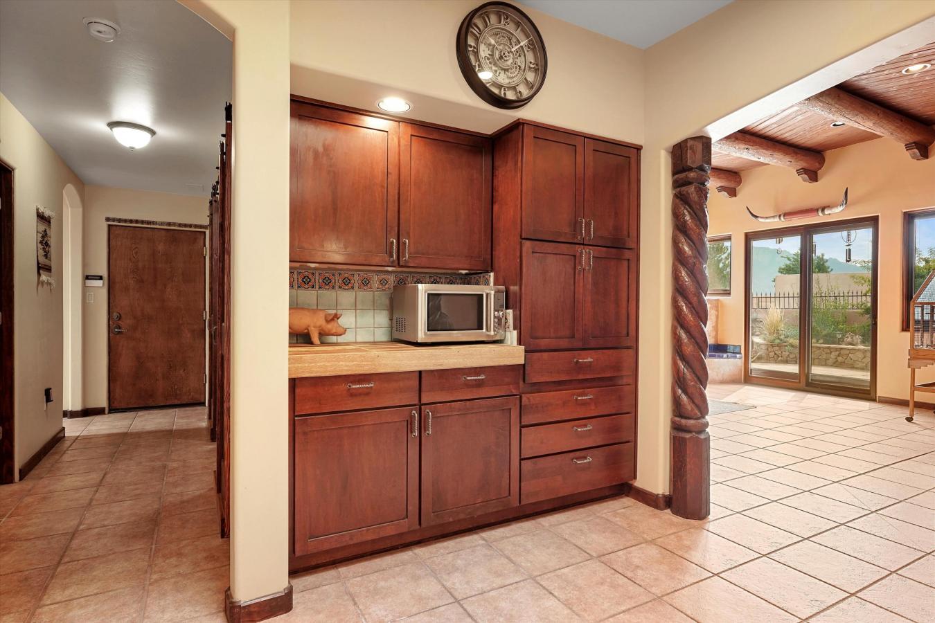 Corrales, Sandoval, 87048, United States, ,Residential,For Sale,1943676