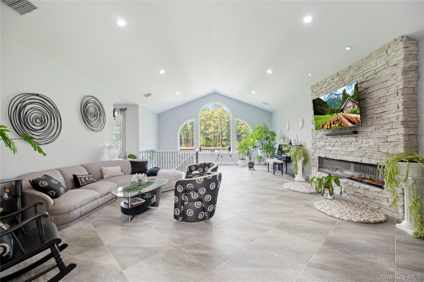 Coxsackie, Greene County, 12051, United States, ,Residential,For Sale,1943956