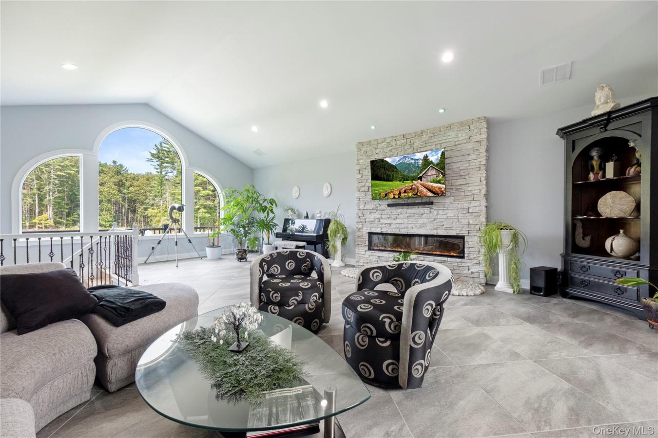 Coxsackie, Greene County, 12051, United States, ,Residential,For Sale,1943956