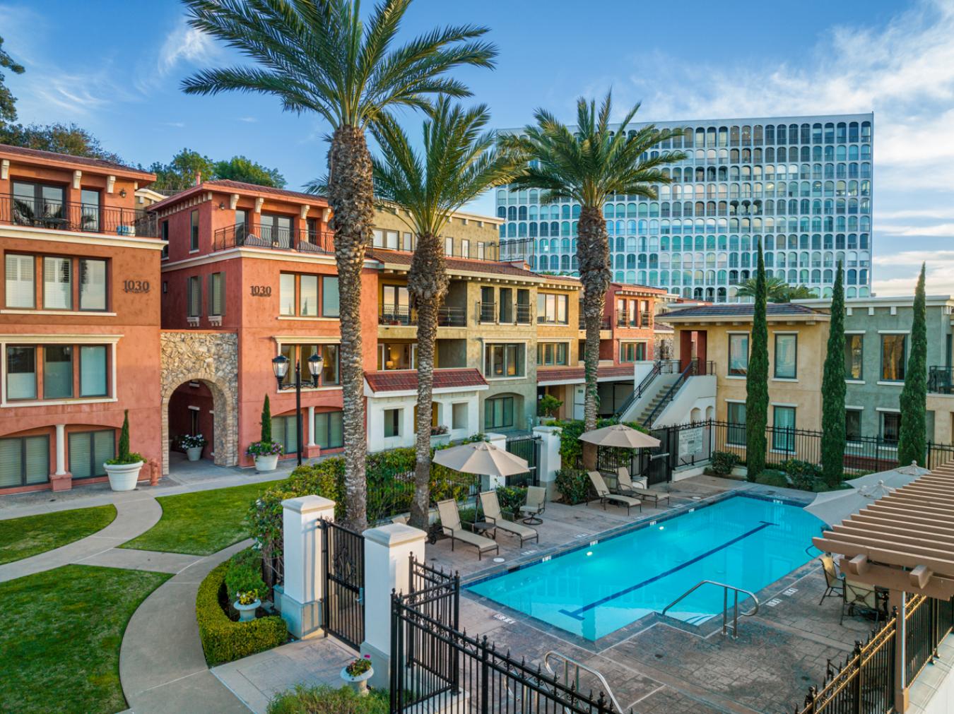 La Jolla, San Diego, 92037, United States, 3 Bedrooms Bedrooms, ,3 BathroomsBathrooms,Residential,For Sale,1943955