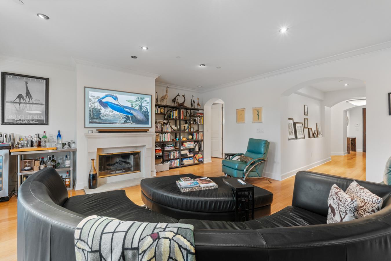 La Jolla, San Diego, 92037, United States, 3 Bedrooms Bedrooms, ,3 BathroomsBathrooms,Residential,For Sale,1943955