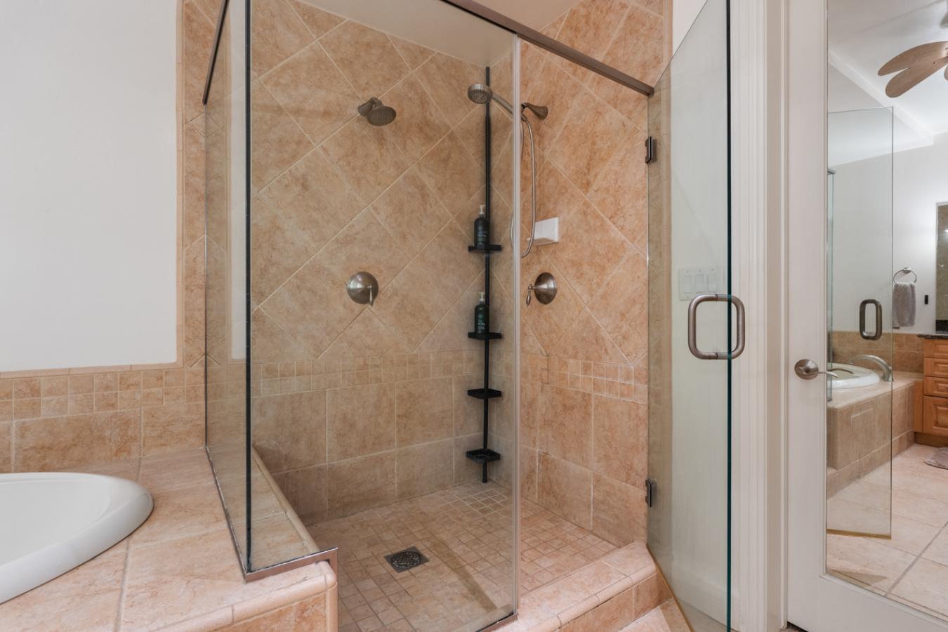 La Jolla, San Diego, 92037, United States, 3 Bedrooms Bedrooms, ,3 BathroomsBathrooms,Residential,For Sale,1943955