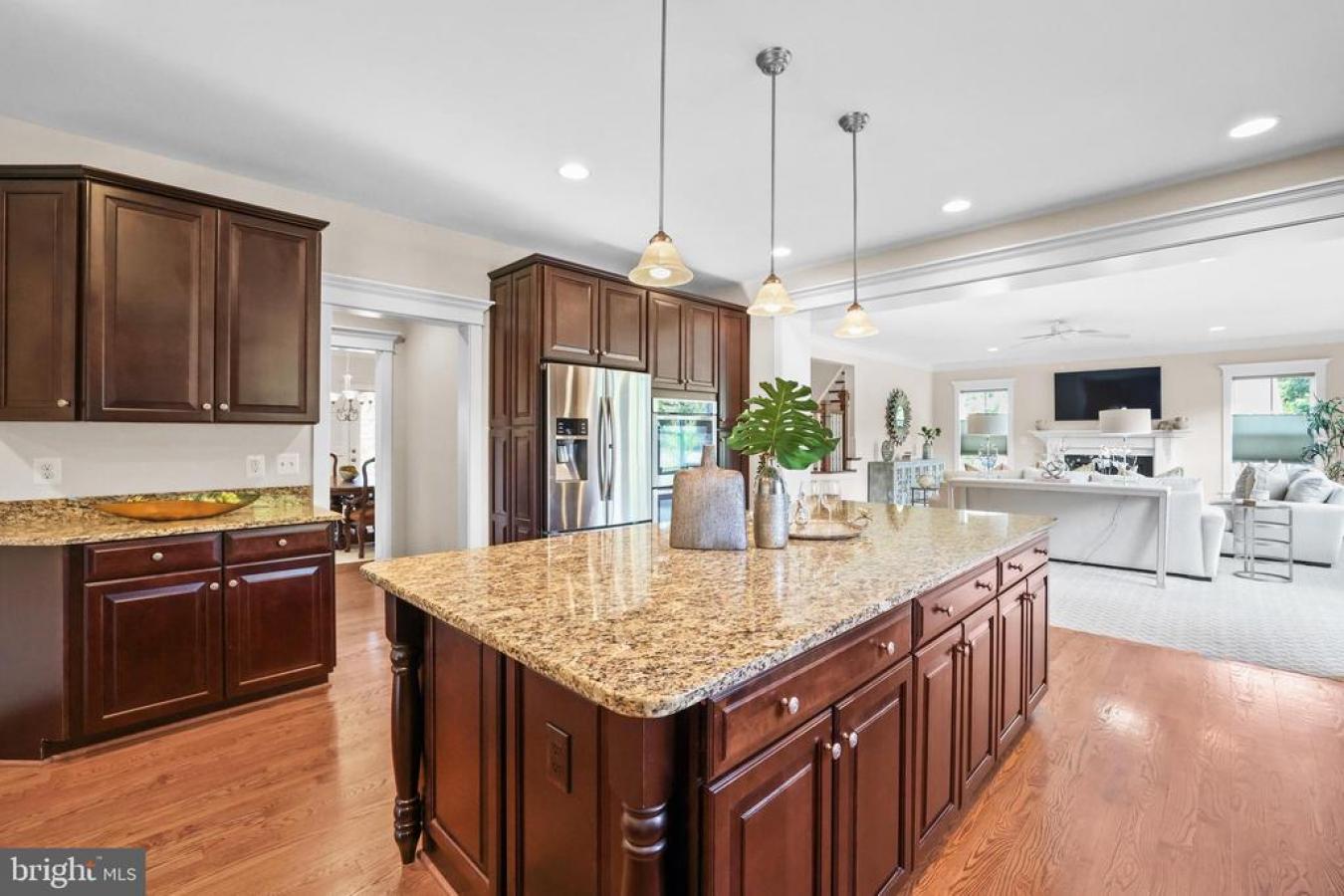 FALLS CHURCH, FAIRFAX-VA, 22042, United States, ,Residential,For Sale,1943953