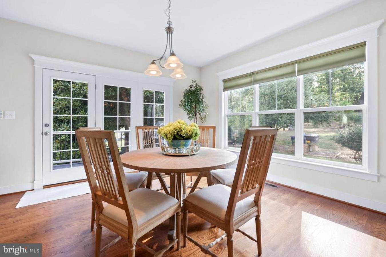 FALLS CHURCH, FAIRFAX-VA, 22042, United States, ,Residential,For Sale,1943953