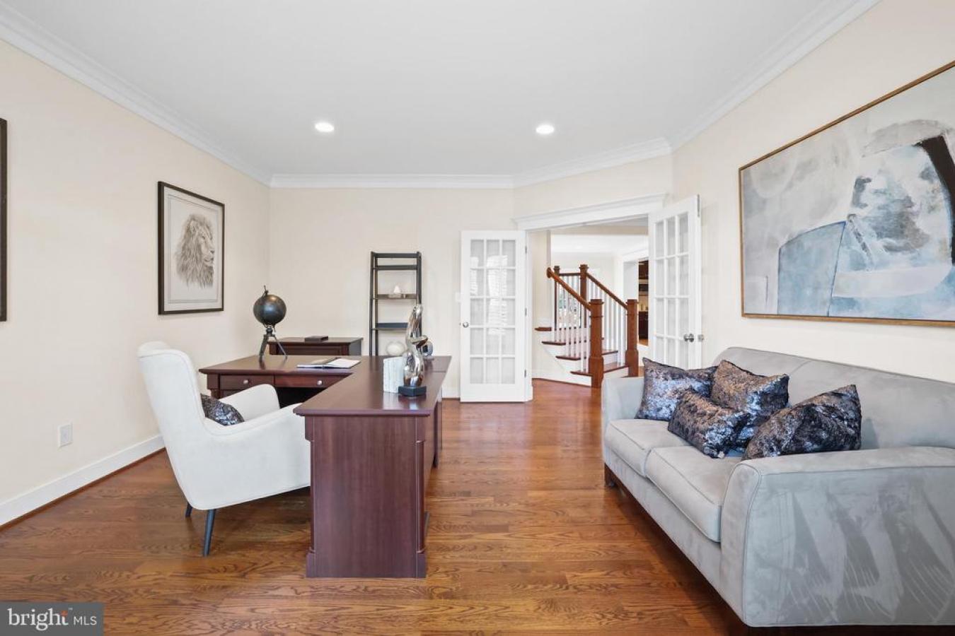 FALLS CHURCH, FAIRFAX-VA, 22042, United States, ,Residential,For Sale,1943953