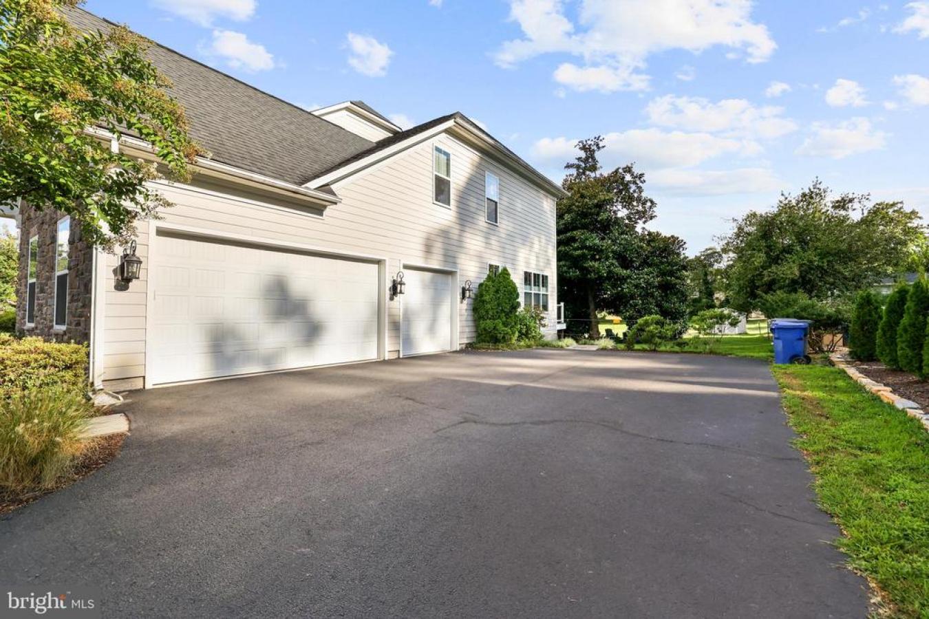 FALLS CHURCH, FAIRFAX-VA, 22042, United States, ,Residential,For Sale,1943953