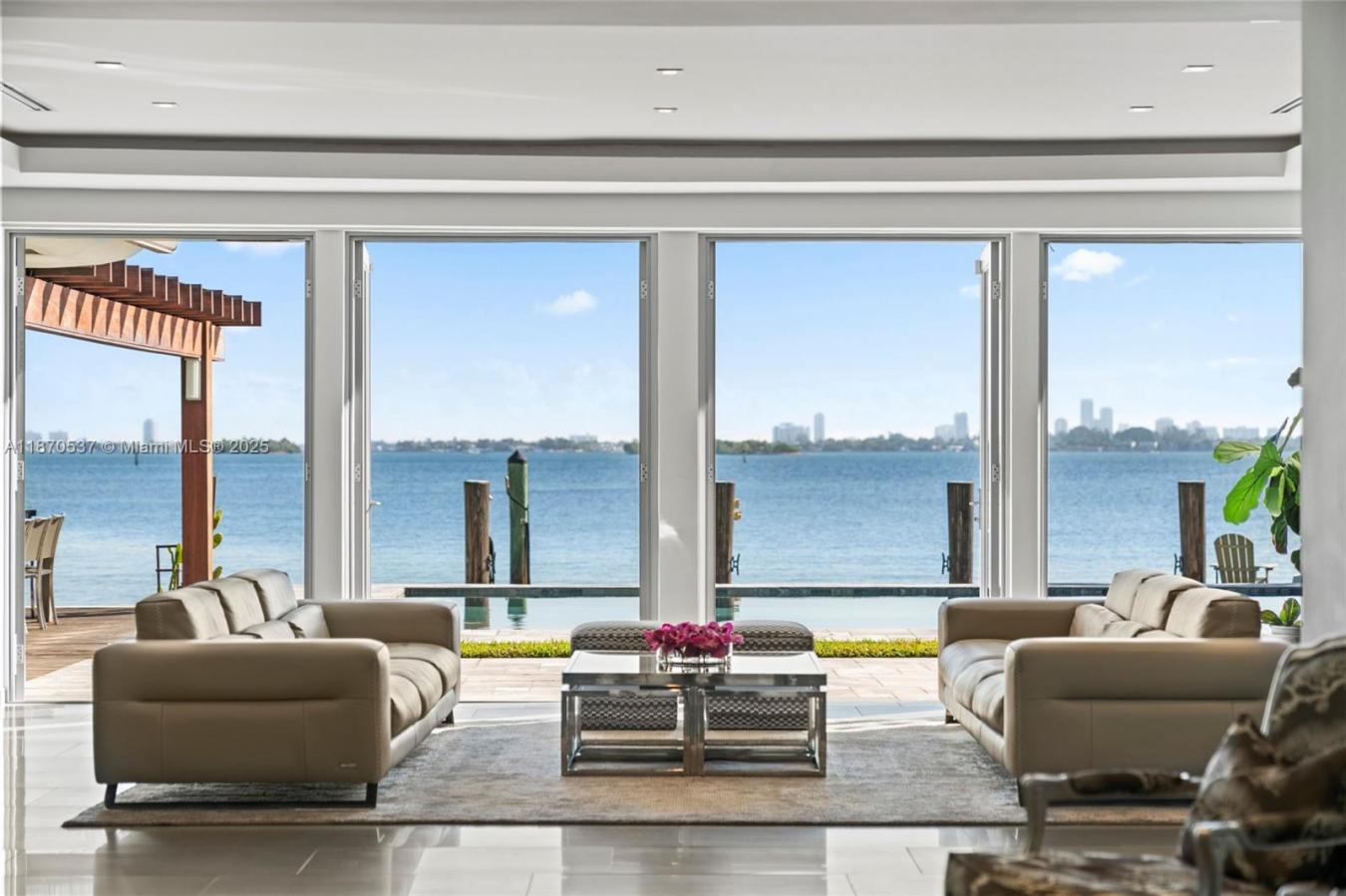Miami Shores, Miami-Dade County, 33138, United States, 4 Bedrooms Bedrooms, ,4 BathroomsBathrooms,Residential,For Sale,1943952