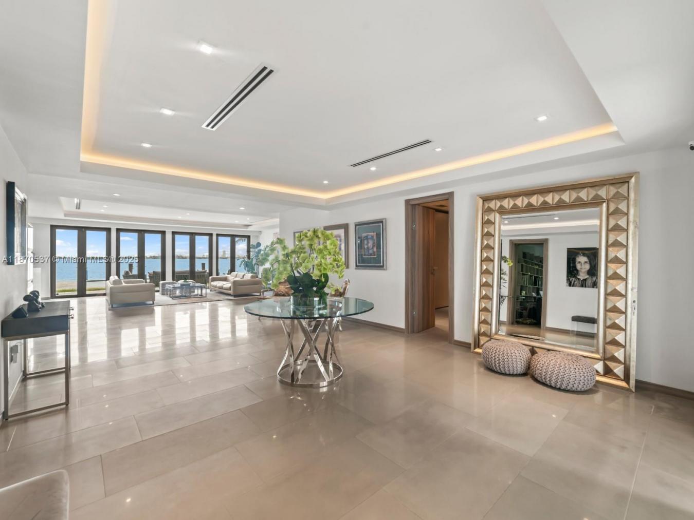 Miami Shores, Miami-Dade County, 33138, United States, 4 Bedrooms Bedrooms, ,4 BathroomsBathrooms,Residential,For Sale,1943952