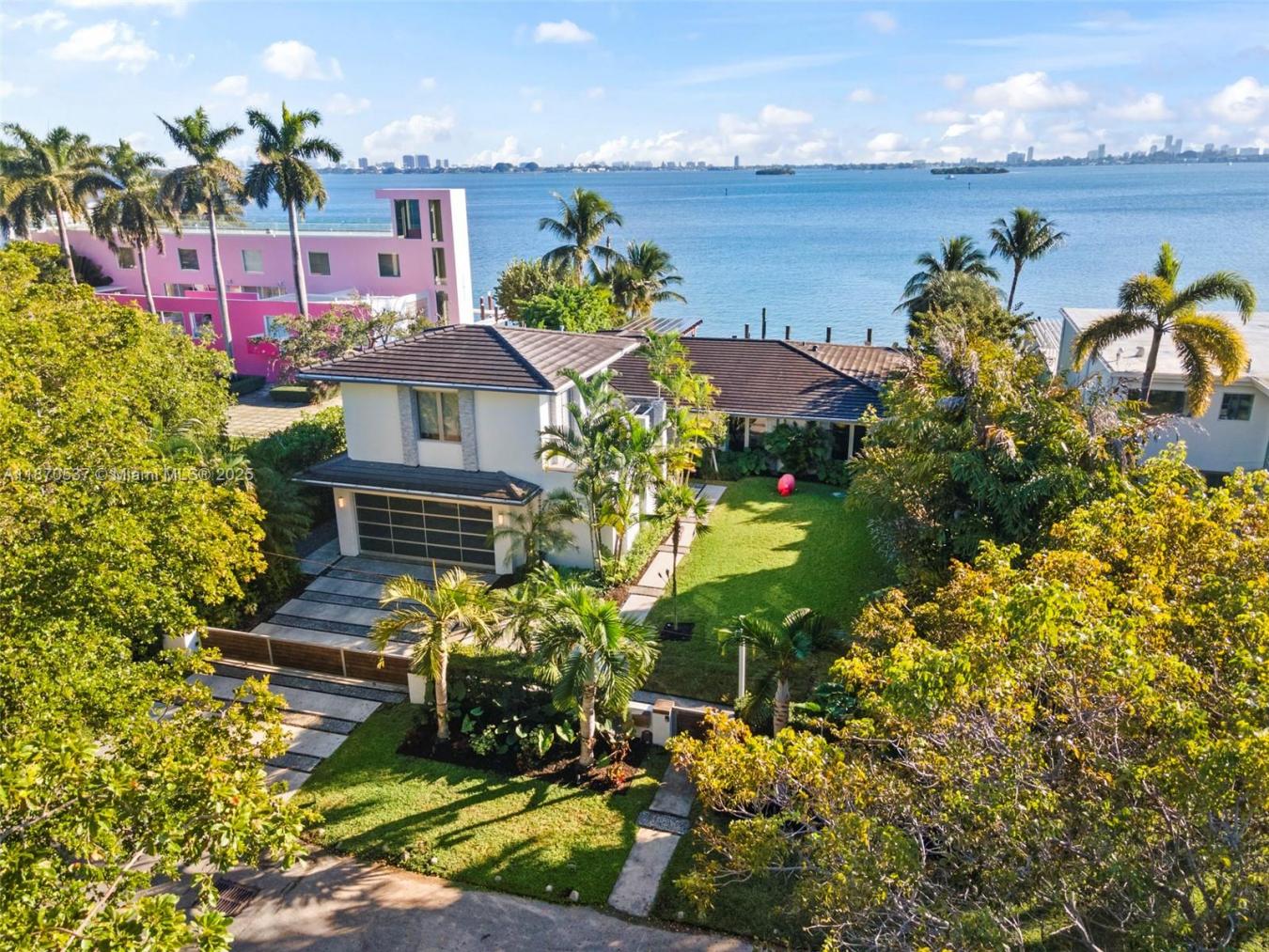 Miami Shores, Miami-Dade County, 33138, United States, 4 Bedrooms Bedrooms, ,4 BathroomsBathrooms,Residential,For Sale,1943952
