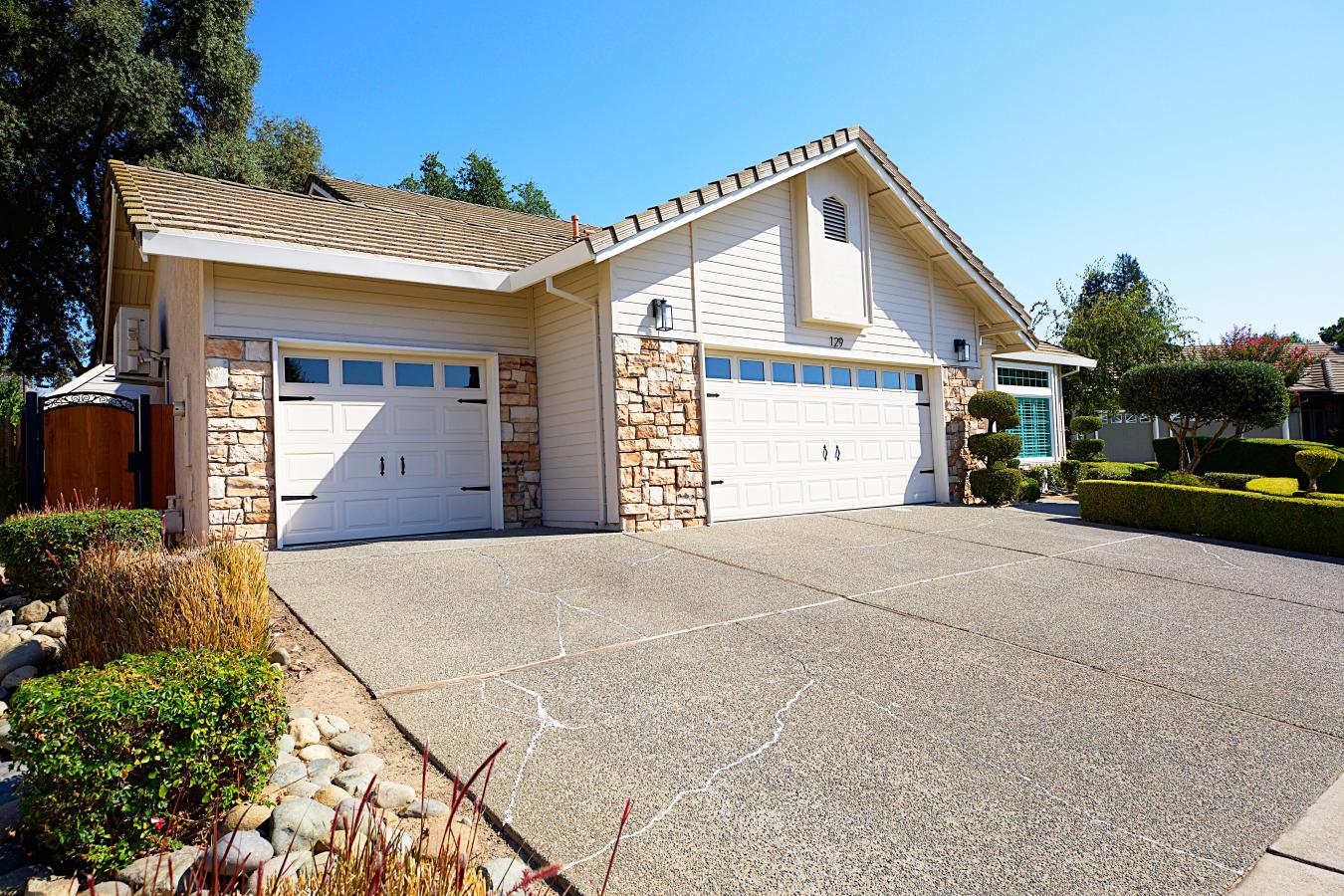 Galt, Sacramento, 95632, United States, 3 Bedrooms Bedrooms, ,2 BathroomsBathrooms,Residential,For Sale,1943951