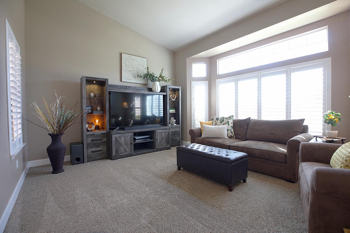 Galt, Sacramento, 95632, United States, 3 Bedrooms Bedrooms, ,2 BathroomsBathrooms,Residential,For Sale,1943951
