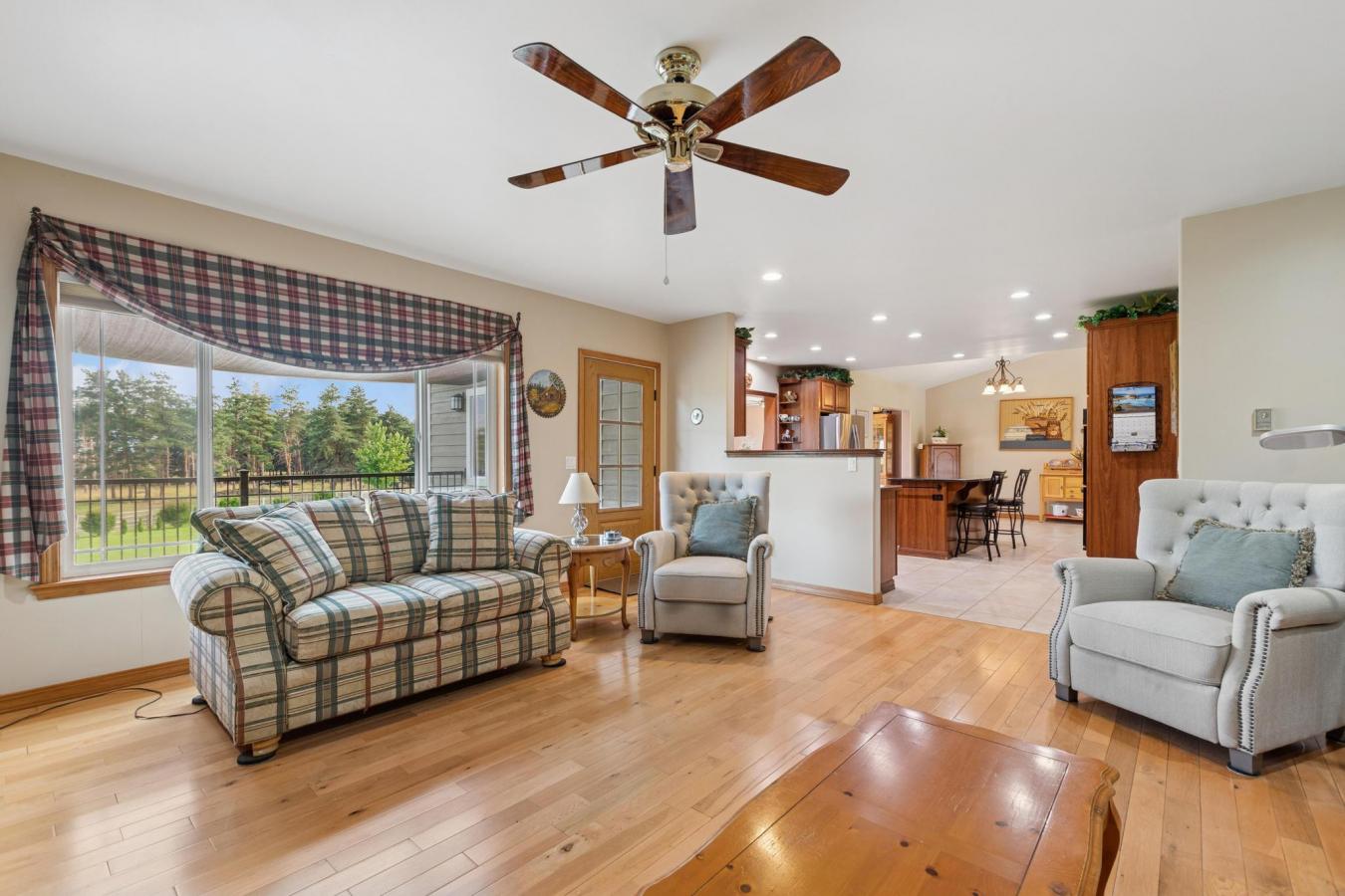 Columbia Falls, Flathead, 59912, United States, 5 Bedrooms Bedrooms, ,3 BathroomsBathrooms,Residential,For Sale,1943950
