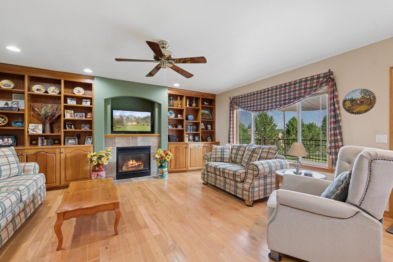 Columbia Falls, Flathead, 59912, United States, 5 Bedrooms Bedrooms, ,3 BathroomsBathrooms,Residential,For Sale,1943950