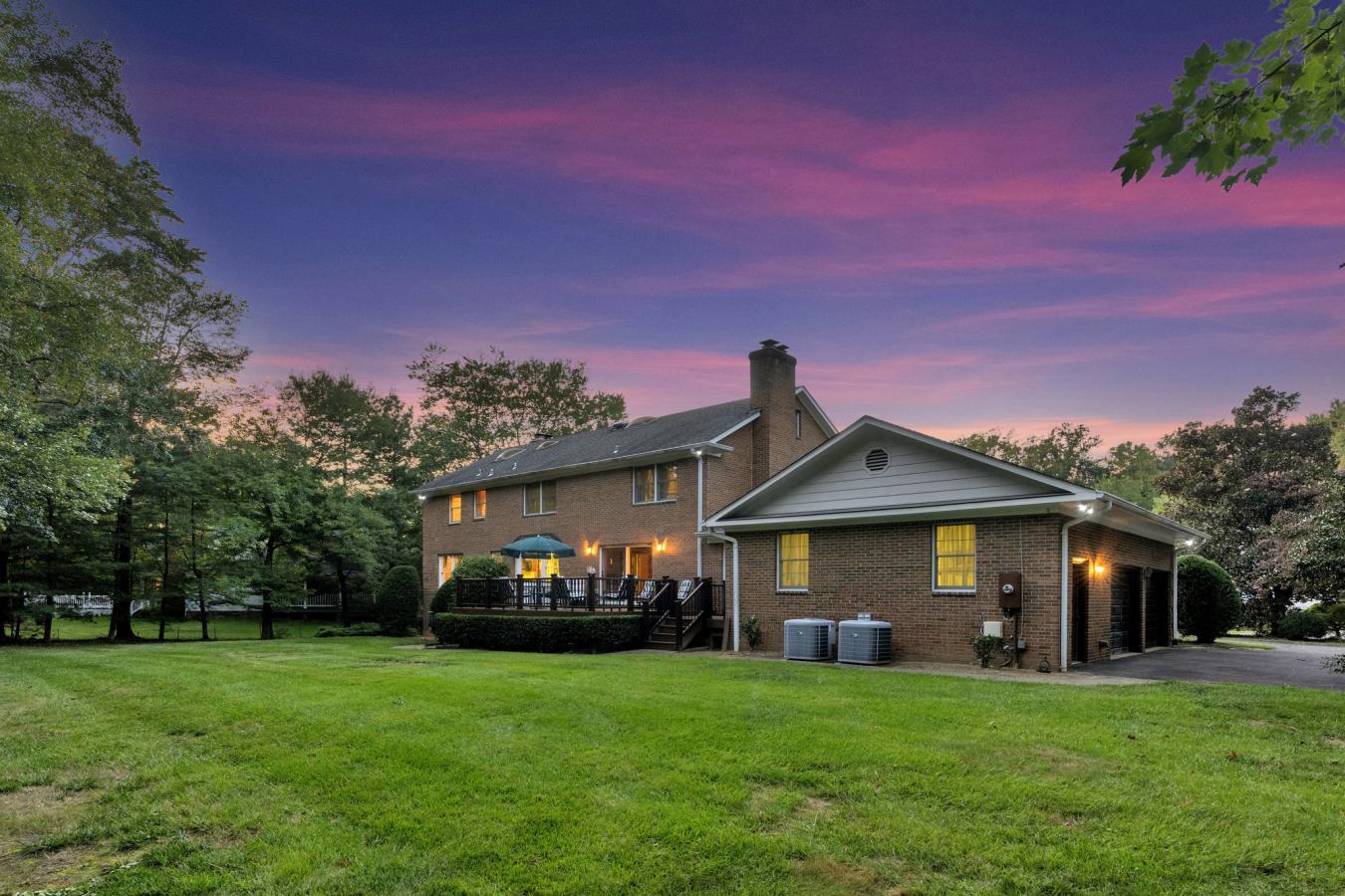 McLean, Fairfax County, 22102, United States, 4 Bedrooms Bedrooms, ,5 BathroomsBathrooms,Residential,For Sale,1943949