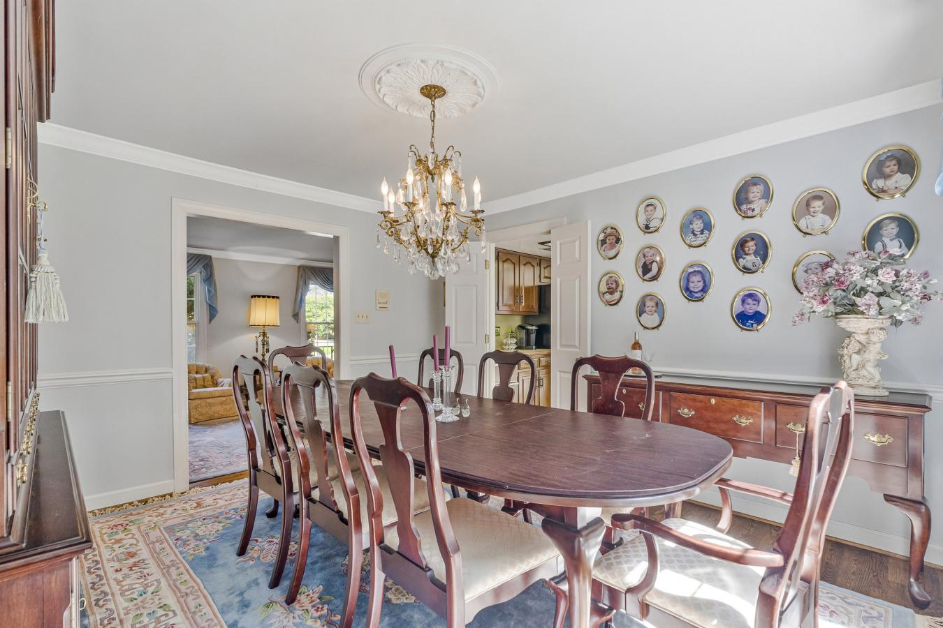 McLean, Fairfax County, 22102, United States, 4 Bedrooms Bedrooms, ,5 BathroomsBathrooms,Residential,For Sale,1943949