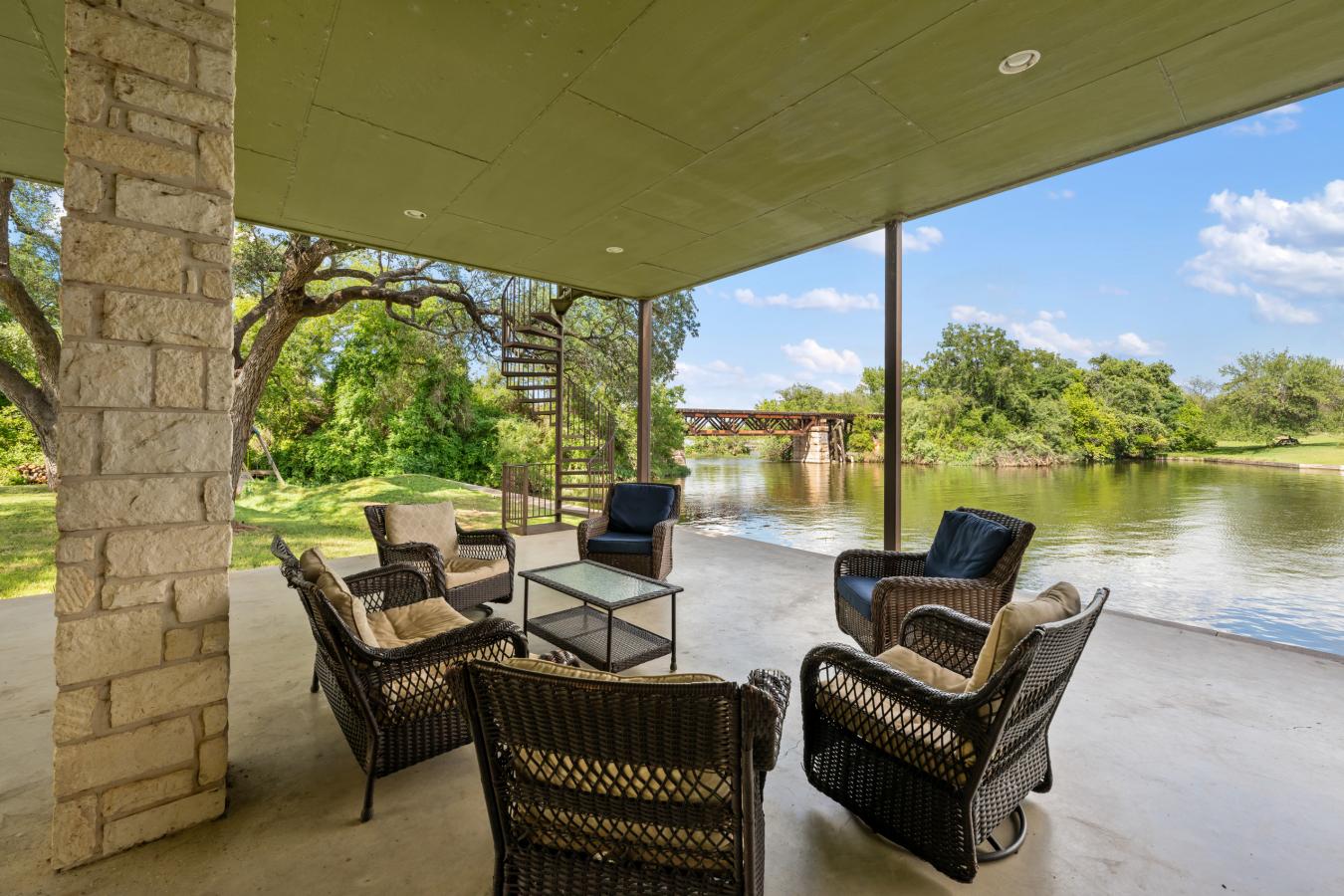 Kingsland, LLano, 78639, United States, 5 Bedrooms Bedrooms, ,3 BathroomsBathrooms,Residential,For Sale,1945712