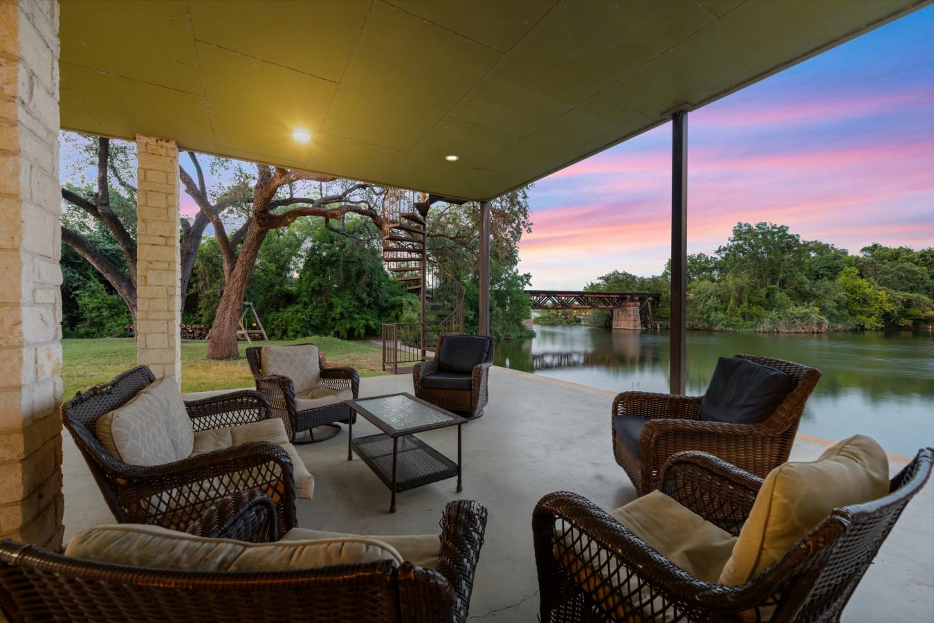 Kingsland, LLano, 78639, United States, 5 Bedrooms Bedrooms, ,3 BathroomsBathrooms,Residential,For Sale,1945712