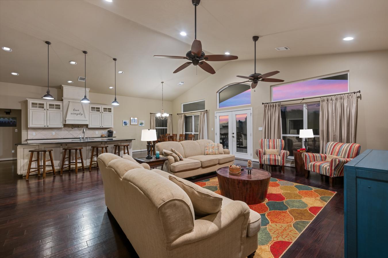 Kingsland, LLano, 78639, United States, 5 Bedrooms Bedrooms, ,3 BathroomsBathrooms,Residential,For Sale,1945712