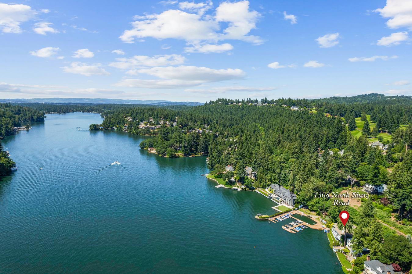 Lake Oswego, Clackamas, 97034, United States, 2 Bedrooms Bedrooms, ,3 BathroomsBathrooms,Residential,For Sale,1943673