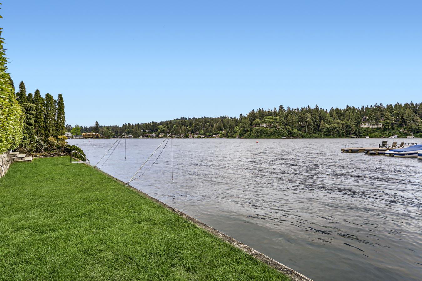 Lake Oswego, Clackamas, 97034, United States, 2 Bedrooms Bedrooms, ,3 BathroomsBathrooms,Residential,For Sale,1943673