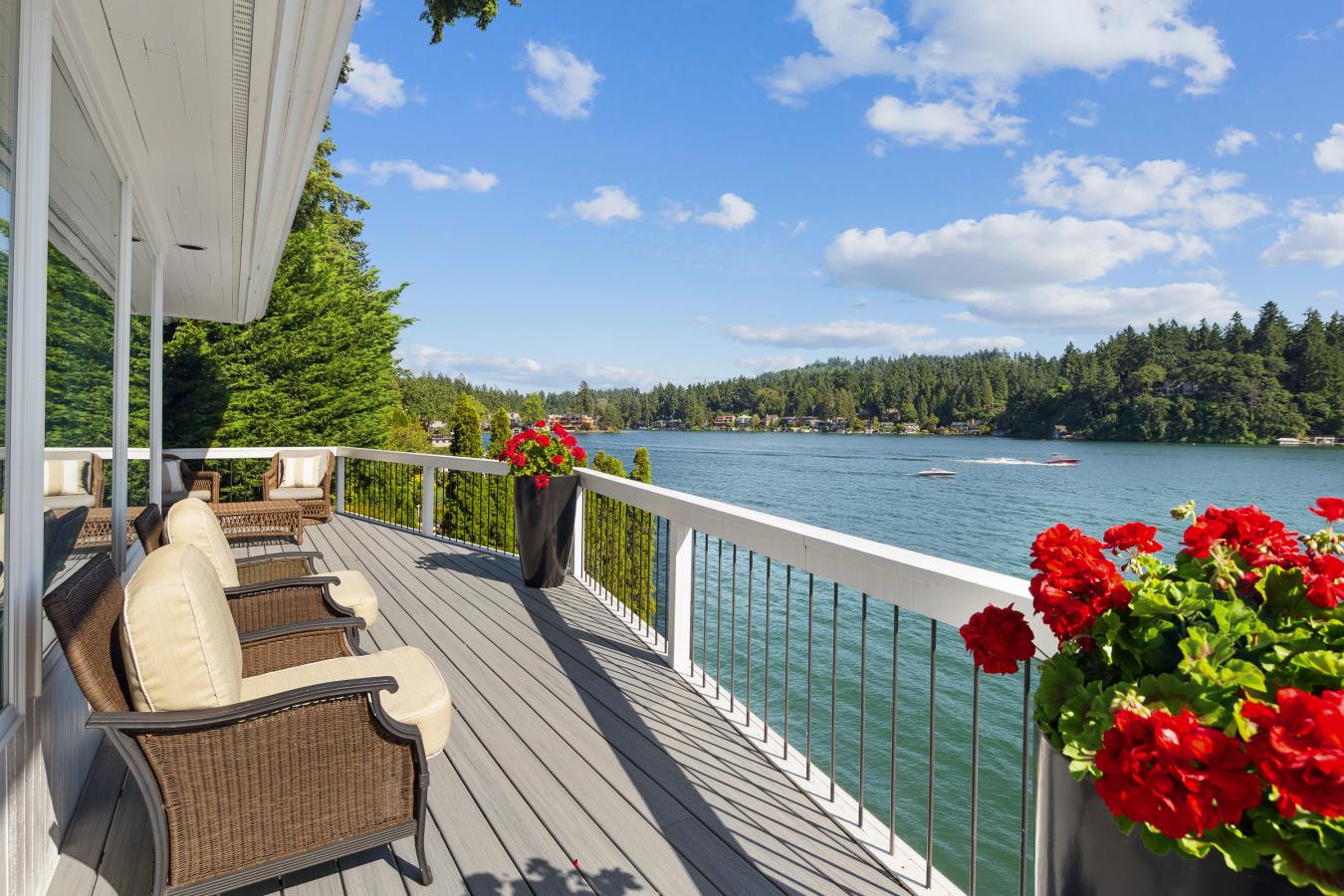 Lake Oswego, Clackamas, 97034, United States, 2 Bedrooms Bedrooms, ,3 BathroomsBathrooms,Residential,For Sale,1943673