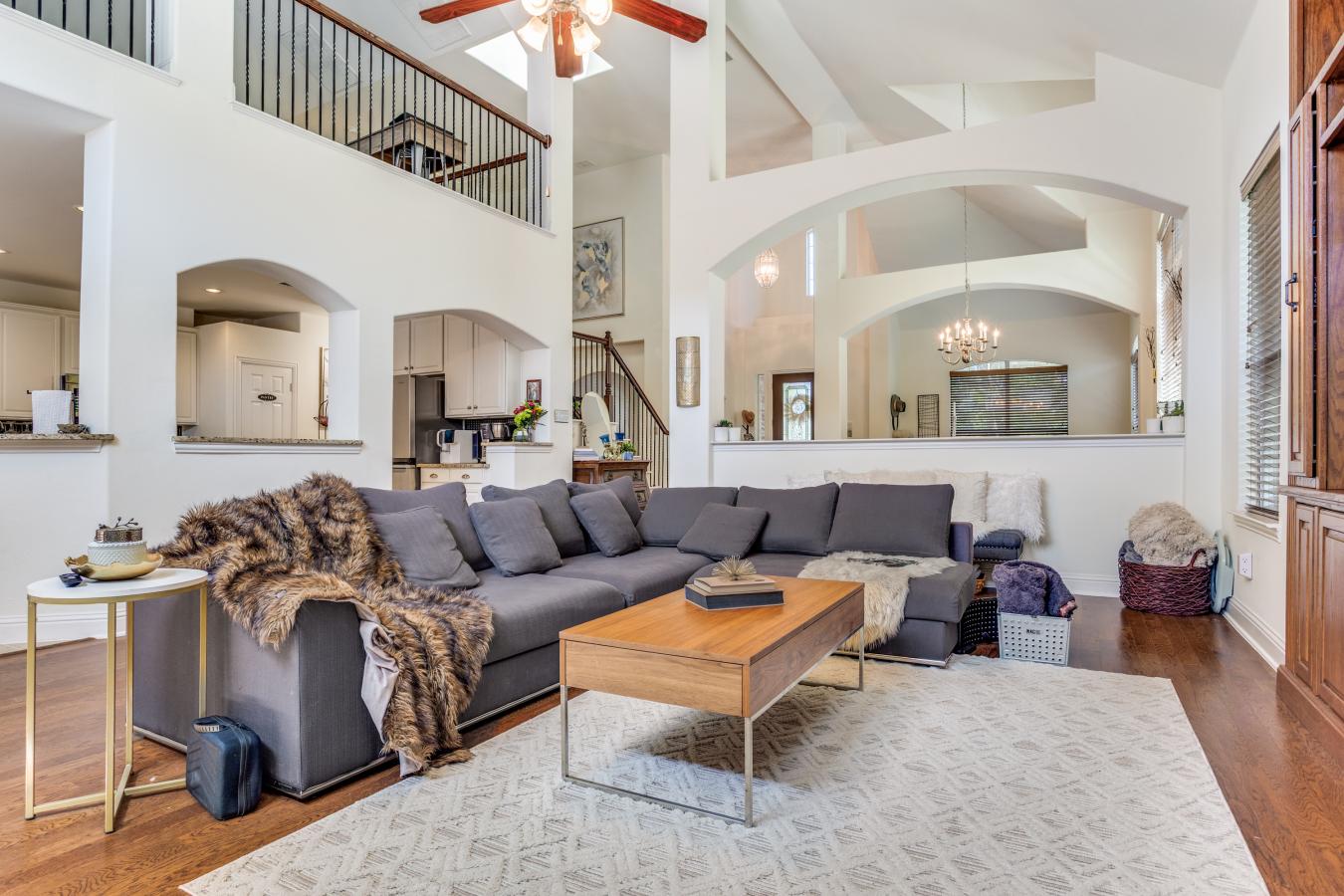 Garland, Dallas, 75043, United States, 3 Bedrooms Bedrooms, ,3 BathroomsBathrooms,Residential,For Sale,1943947