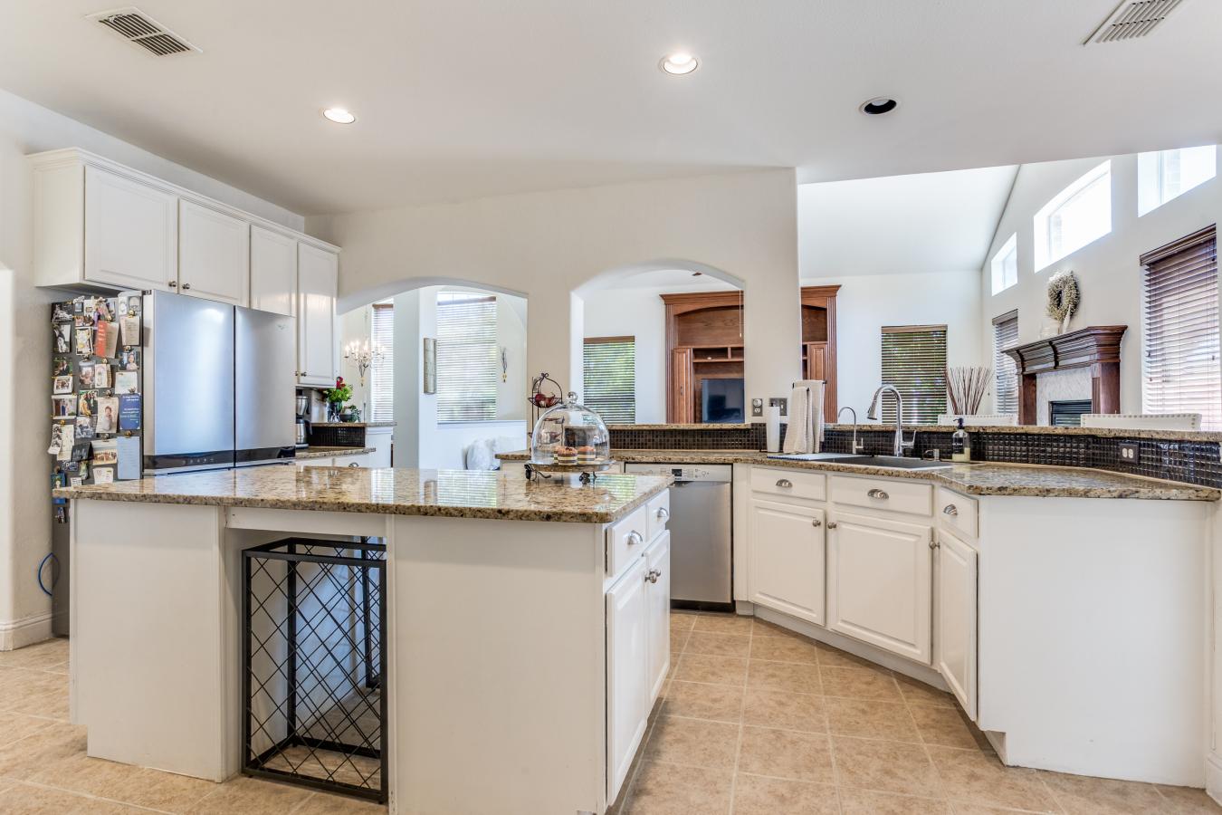 Garland, Dallas, 75043, United States, 3 Bedrooms Bedrooms, ,3 BathroomsBathrooms,Residential,For Sale,1943947