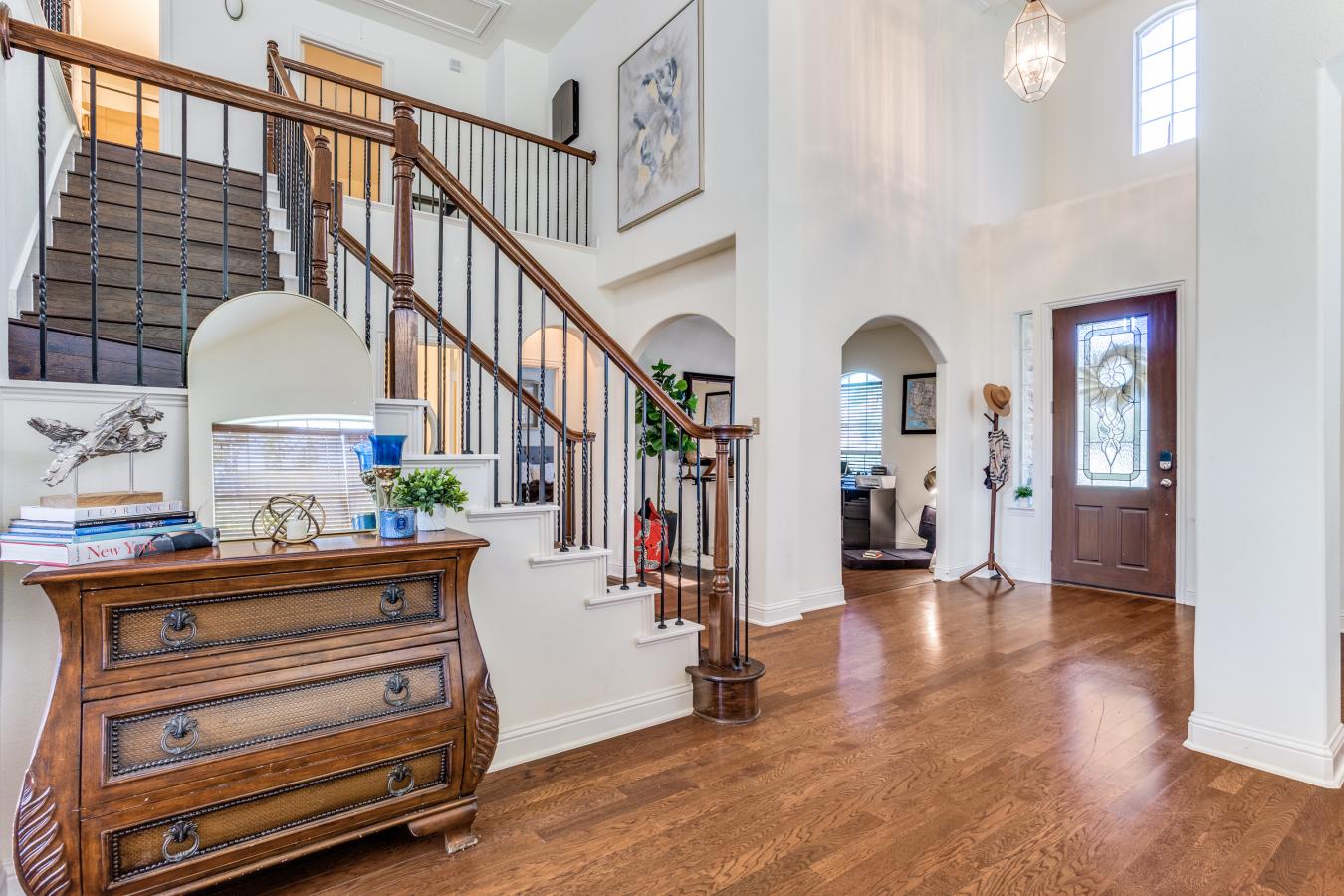 Garland, Dallas, 75043, United States, 3 Bedrooms Bedrooms, ,3 BathroomsBathrooms,Residential,For Sale,1943947