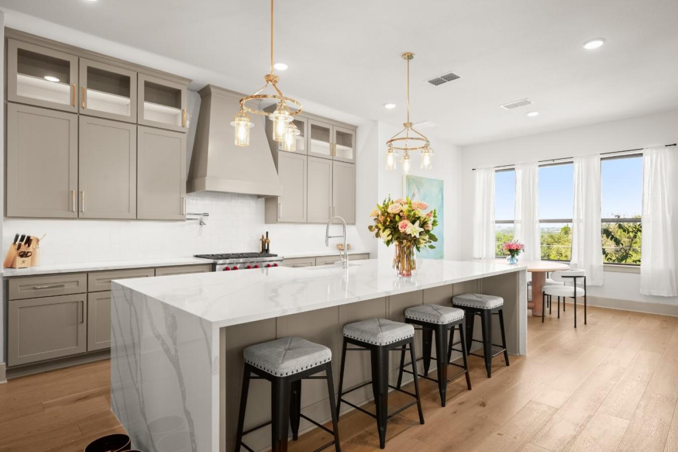 Austin, Travis, 78738, United States, 5 Bedrooms Bedrooms, ,5 BathroomsBathrooms,Residential,For Sale,1943946