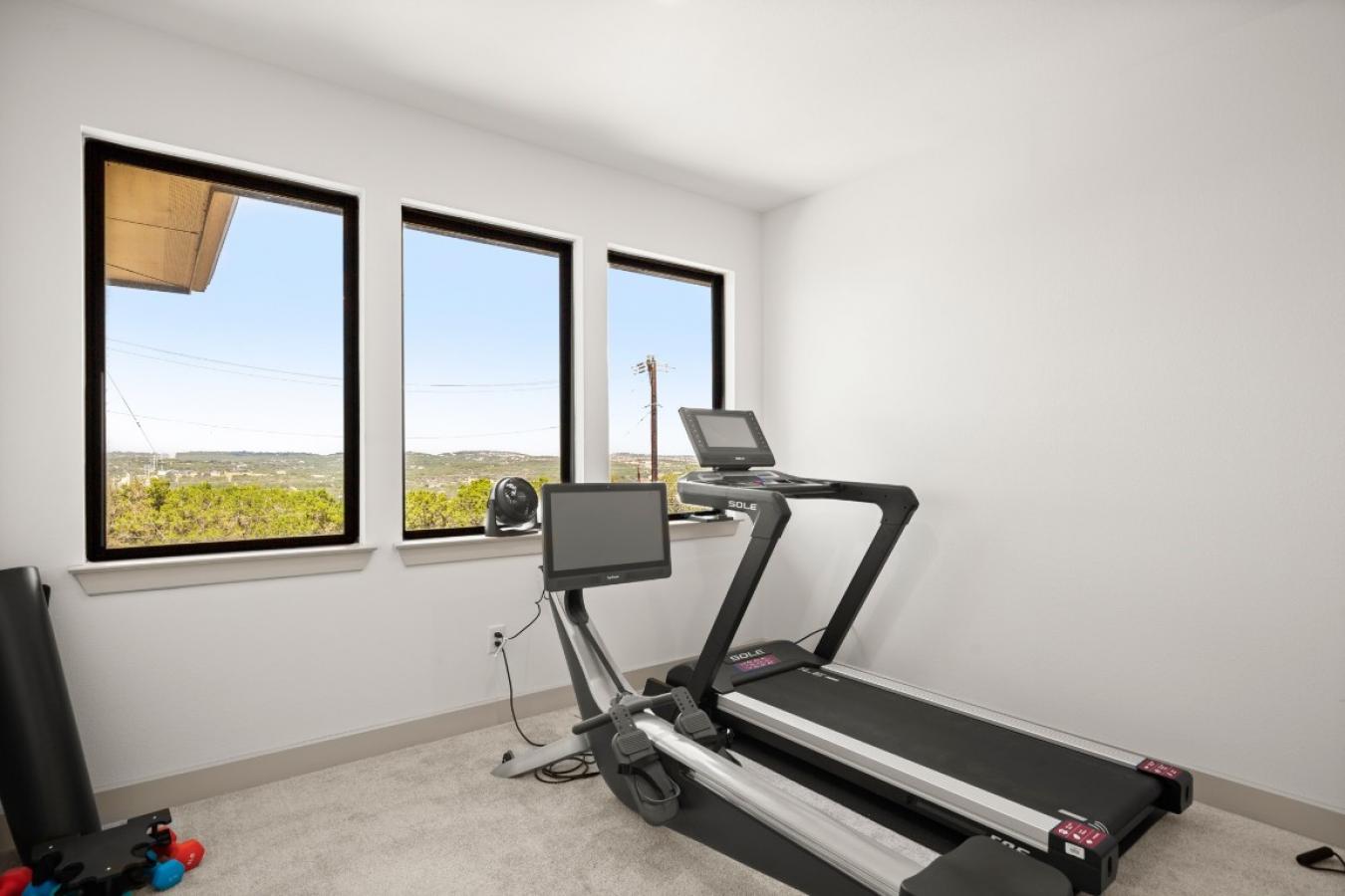 Austin, Travis, 78738, United States, 5 Bedrooms Bedrooms, ,5 BathroomsBathrooms,Residential,For Sale,1943946