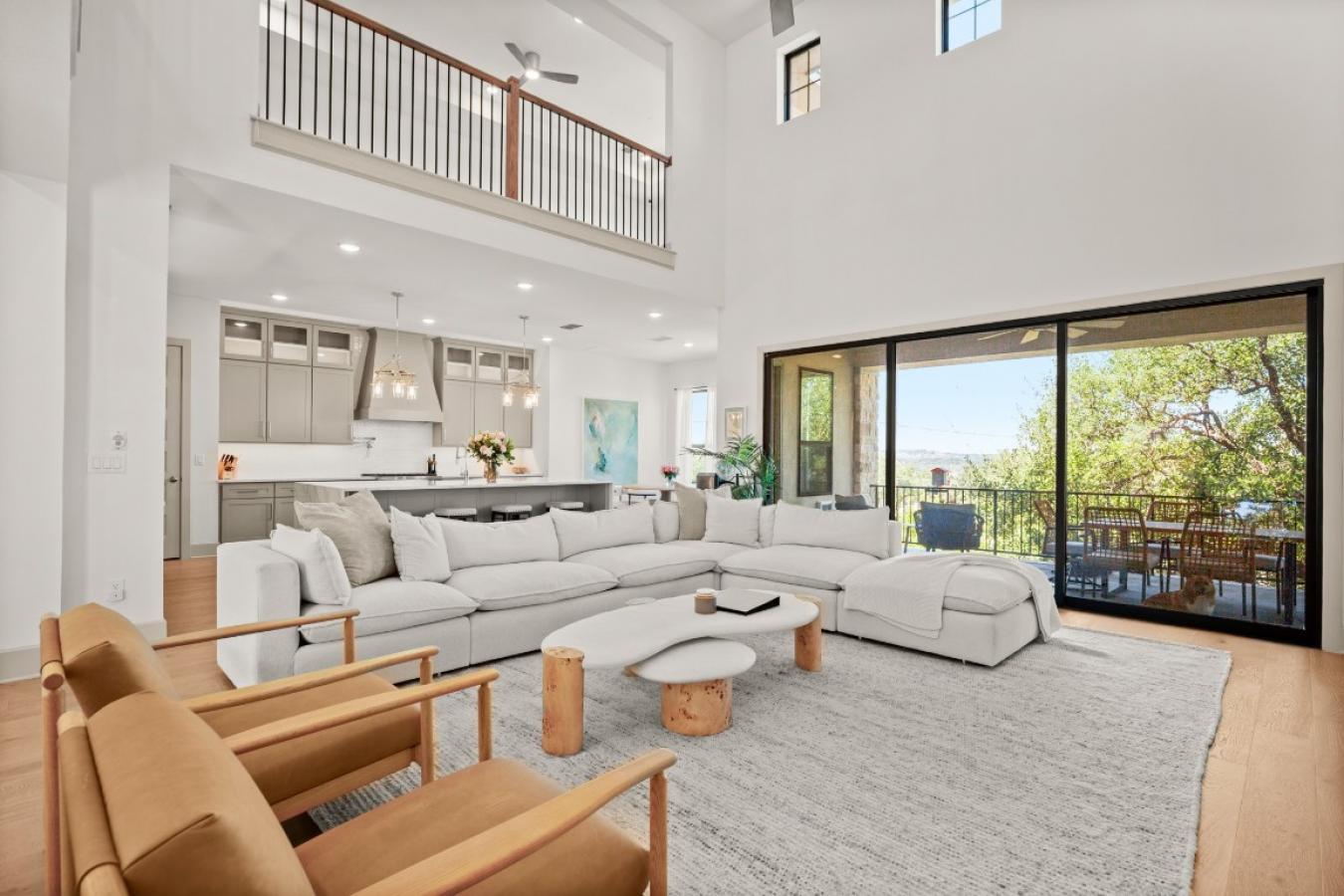 Austin, Travis, 78738, United States, 5 Bedrooms Bedrooms, ,5 BathroomsBathrooms,Residential,For Sale,1943946