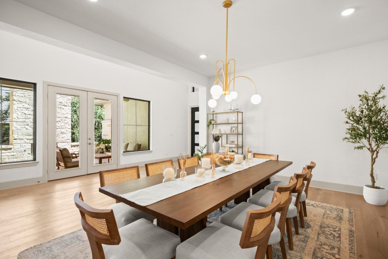 Austin, Travis, 78738, United States, 5 Bedrooms Bedrooms, ,5 BathroomsBathrooms,Residential,For Sale,1943946