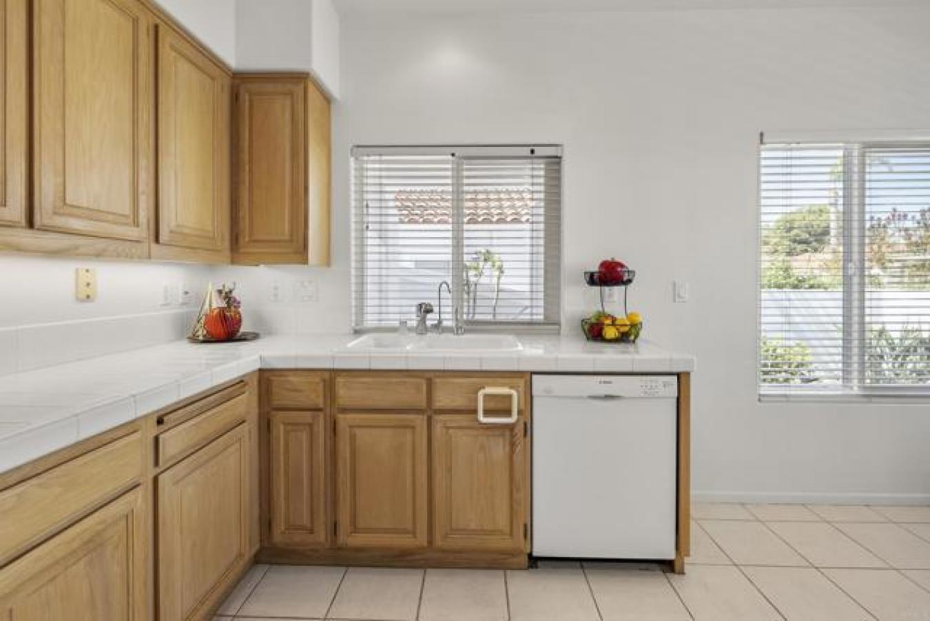 Oceanside, San Diego, 92056, United States, 3 Bedrooms Bedrooms, ,4 BathroomsBathrooms,Residential,For Sale,1943945