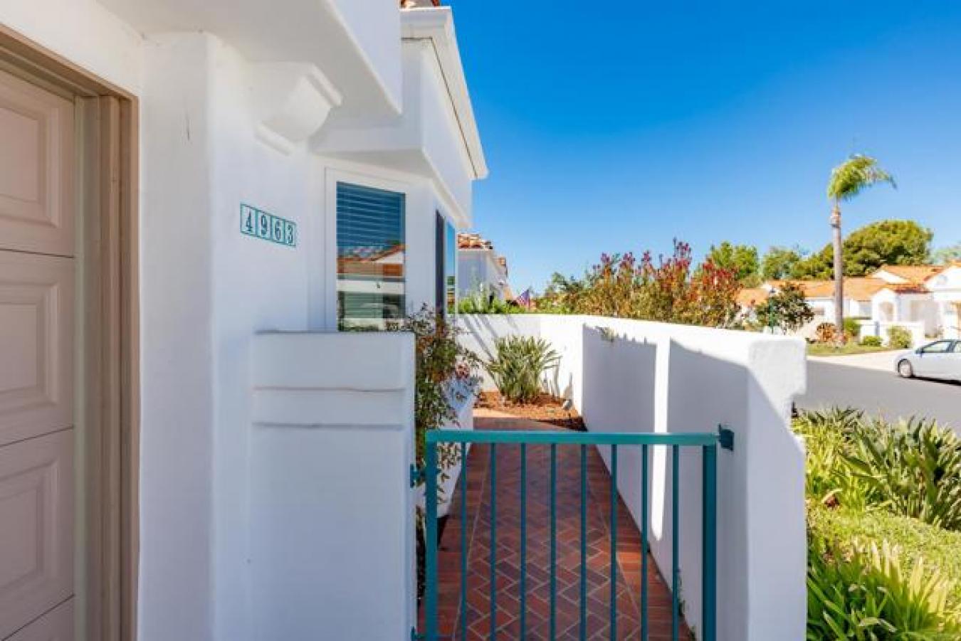 Oceanside, San Diego, 92056, United States, 3 Bedrooms Bedrooms, ,4 BathroomsBathrooms,Residential,For Sale,1943945