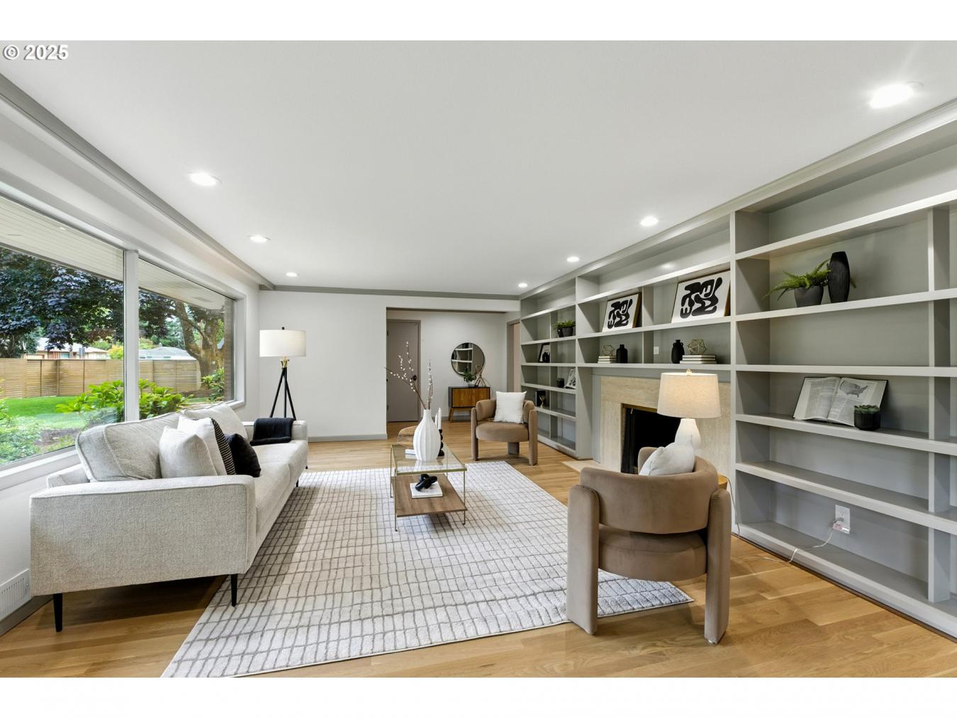 Vancouver, Clark, 98665, United States, 3 Bedrooms Bedrooms, ,4 BathroomsBathrooms,Residential,For Sale,1943942