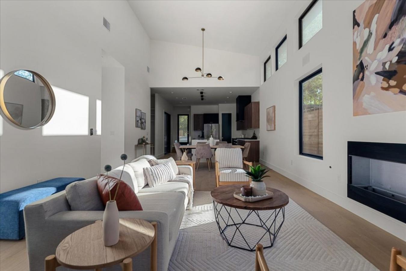 Austin, Travis, 78745, United States, 4 Bedrooms Bedrooms, ,3 BathroomsBathrooms,Residential,For Sale,1945177