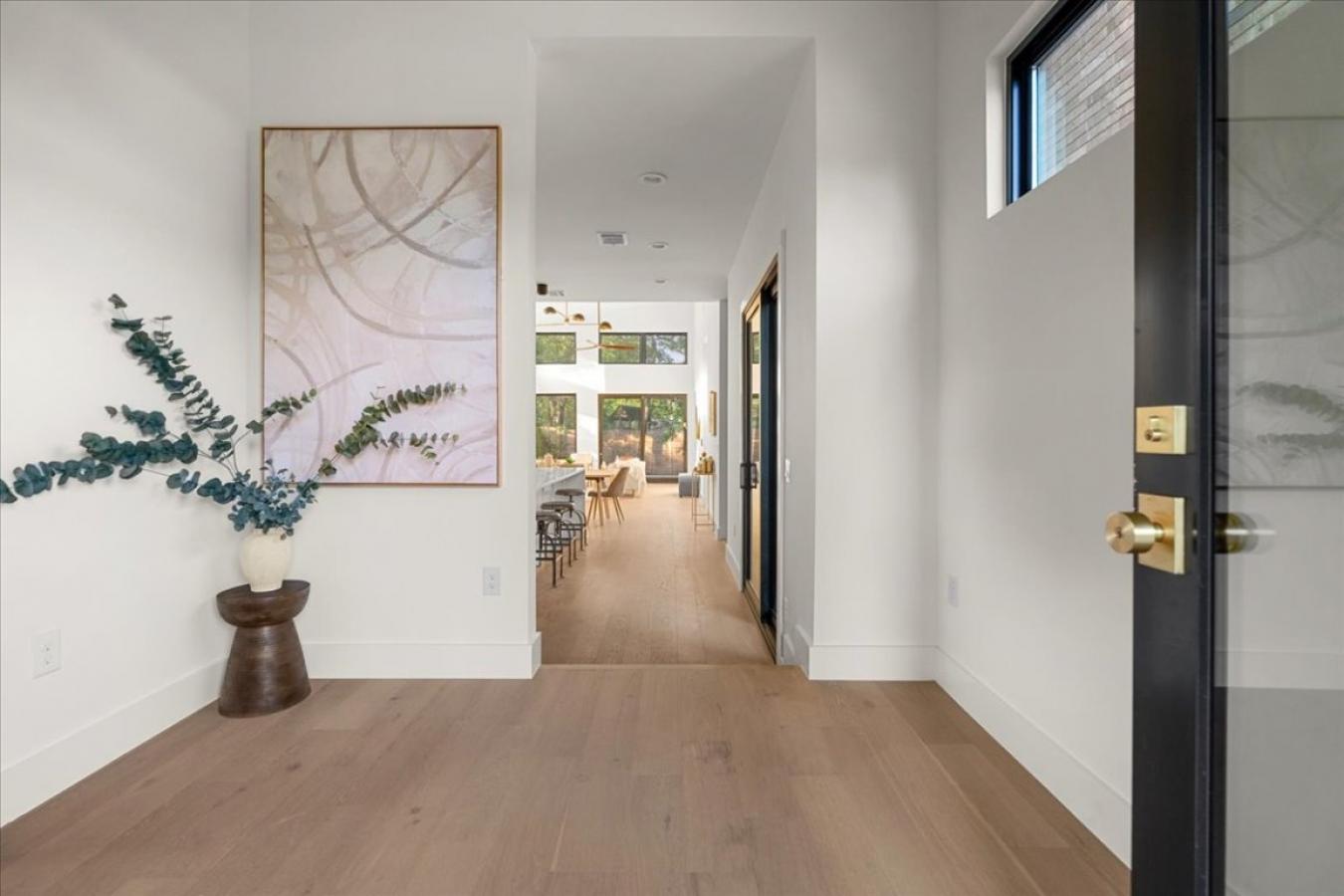 Austin, Travis, 78745, United States, 4 Bedrooms Bedrooms, ,3 BathroomsBathrooms,Residential,For Sale,1945177