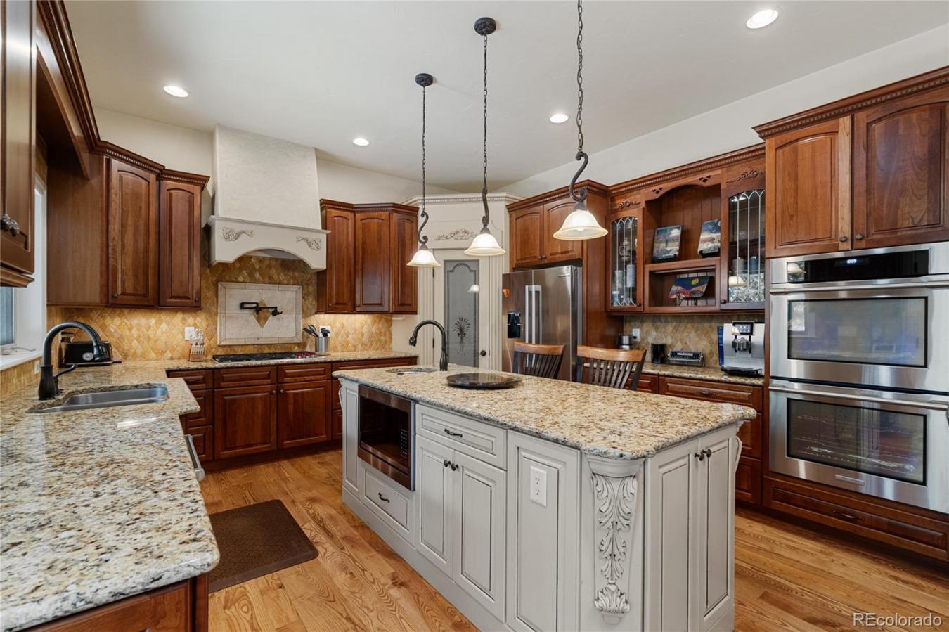 Monument, El Paso, 80132, United States, 5 Bedrooms Bedrooms, ,4 BathroomsBathrooms,Residential,For Sale,1943941