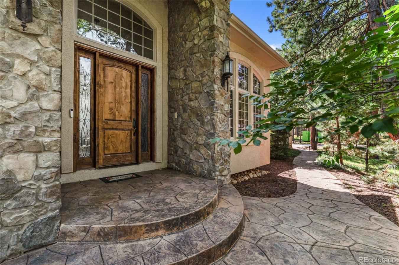 Monument, El Paso, 80132, United States, 5 Bedrooms Bedrooms, ,4 BathroomsBathrooms,Residential,For Sale,1943941